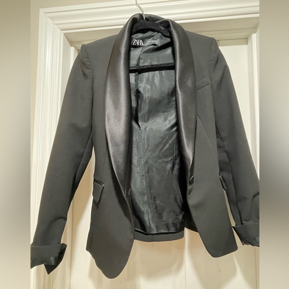 NWOT Zara Blazer!